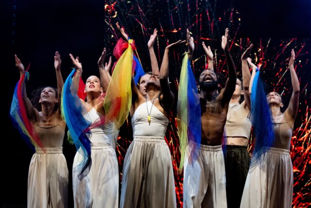 Première de la création « Quand la lune est nouvelle »